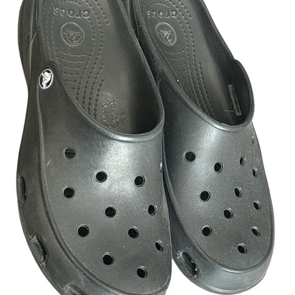 CROCS Black Slip-Ons Lightweight - Picture 2 of 4